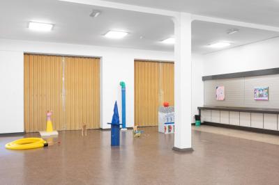 Delfin_im_Eimer_Installation_view_2024-2.jpg